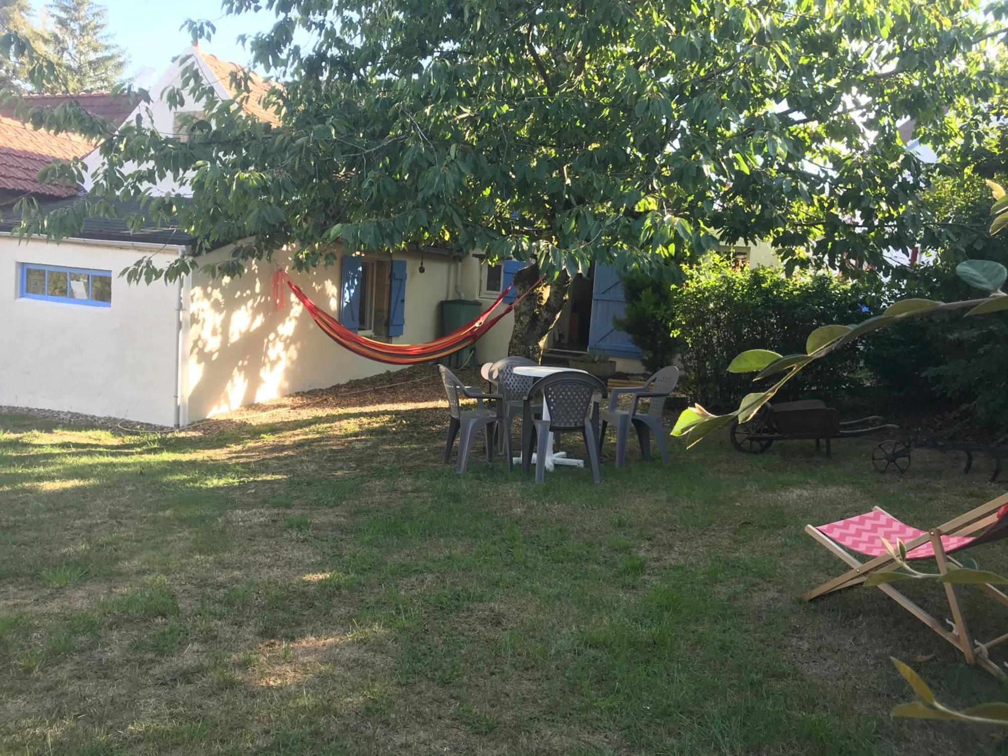 Maisonnette De Charme Climatisee La Machine Exterior photo