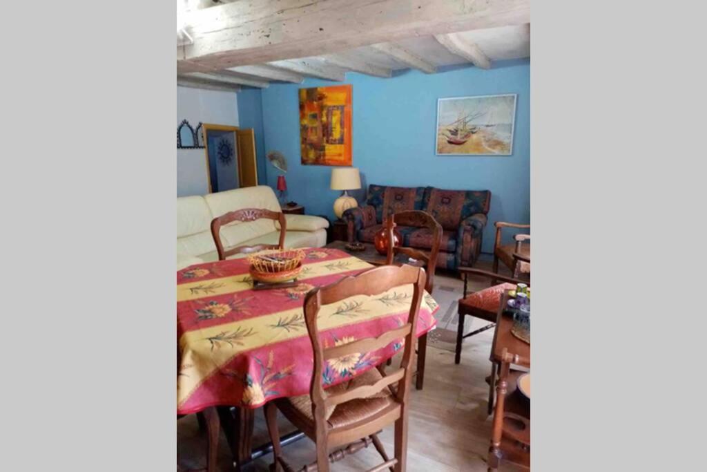 Maisonnette De Charme Climatisee La Machine Exterior photo